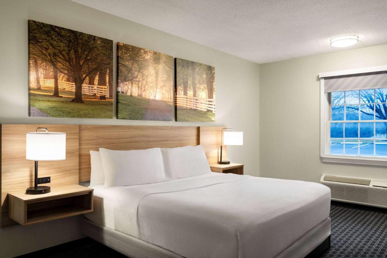 Days Inn & Suites By Wyndham Lancaster Amish Country Mountville Εξωτερικό φωτογραφία